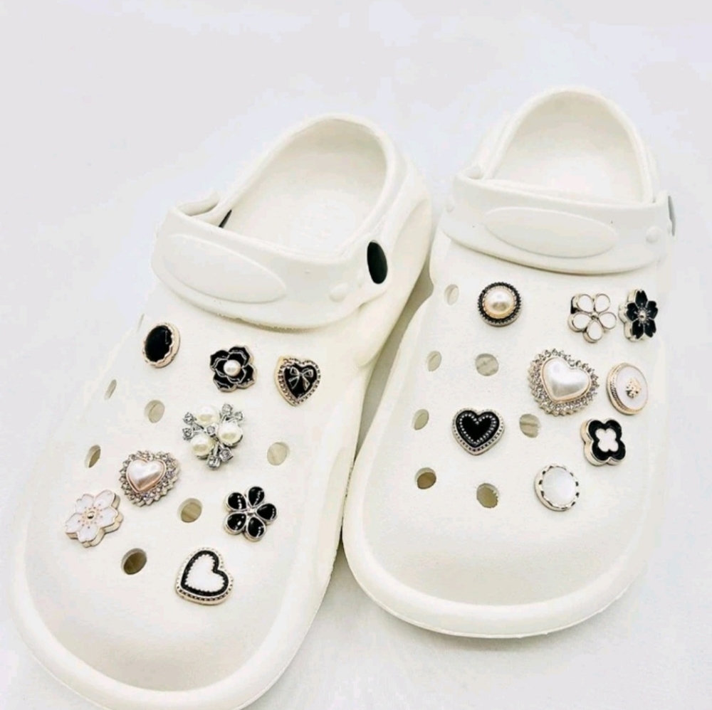 Croc charms